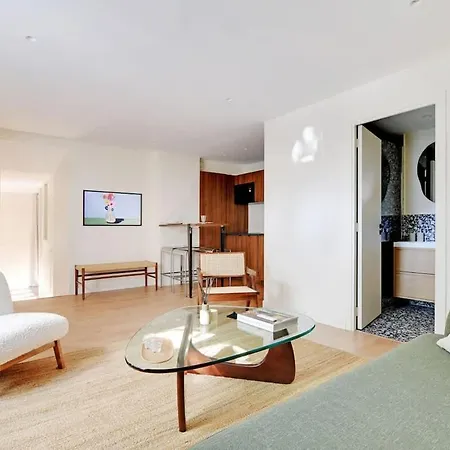 Appartamento Chic Et Tendance Au Coeur Du Marais Vibrant Parigi