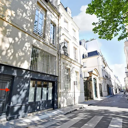 Chic Et Tendance Au Coeur Du Marais Vibrant Appartamento